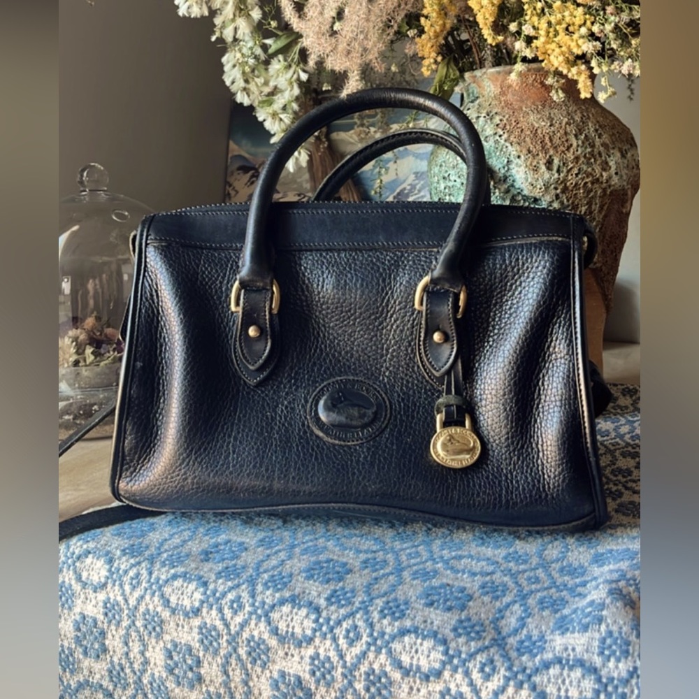 90s Dooney and Bourke Doctor’s Bag